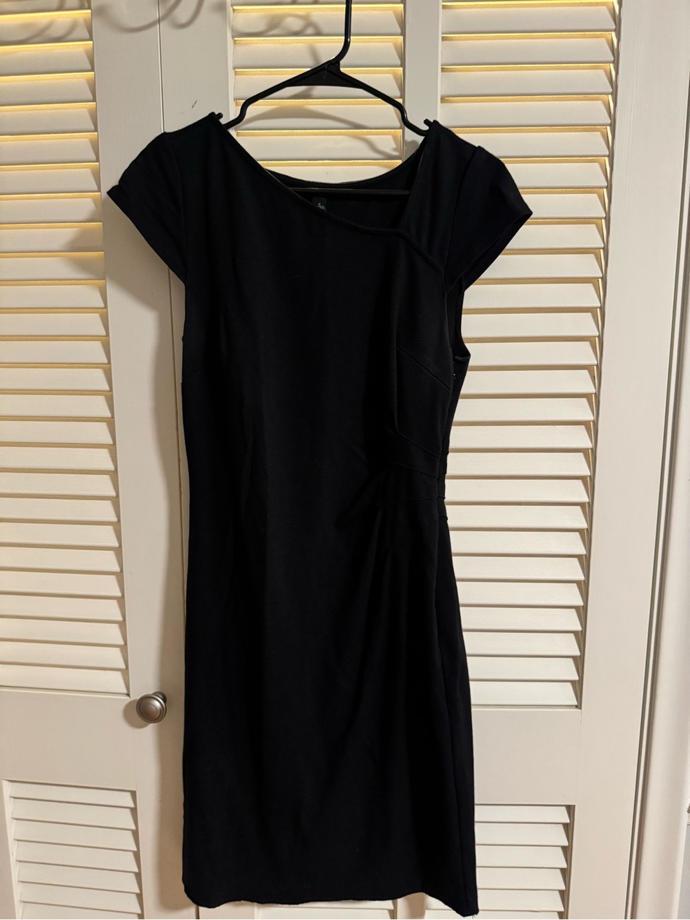 Ann Taylor Black Cap-Sleeve Midi Sheath Dress